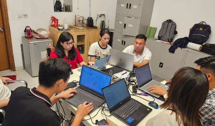 CHUYỂN HOÁ NHÂN SỰ